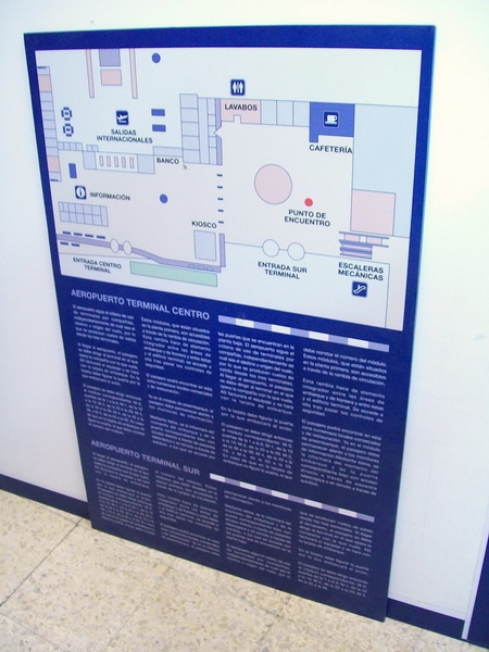 cartel informativo aeropuerto 1u